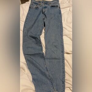 Levi’s 501 Premium 90’s Mid-rise loose fit button down Straight-Leg Jeans